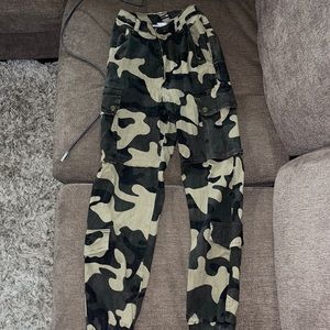 Fashion Nova cargo army joggers
